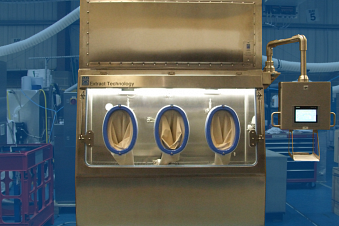 Extract Technology supply two Aseptic Formulation Isolators for a top Generic Manufacturer