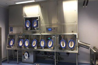 EXTRACT TECHNOLOGY SUCCESSFULLY SUPPLY & COMMISSION A NOVEL OEB 6 HIGH POTENT (<0.1µg/M3) ISOLATOR FOR POLYPEPTIDE IN SWEDEN